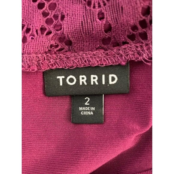 Torrid Womens Knee Length Crochet Lace Dress 2x Purple Stretch Pleated V Neck - Picture 5 of 9
